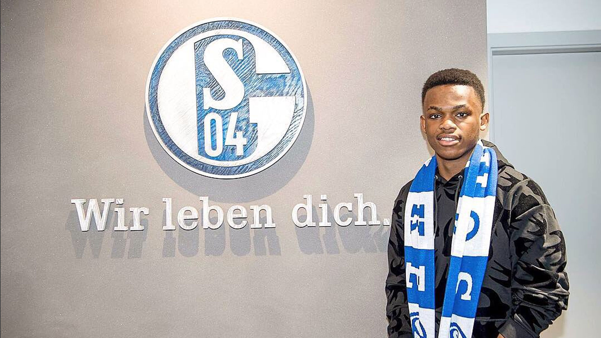 以符合国际 以符合国际