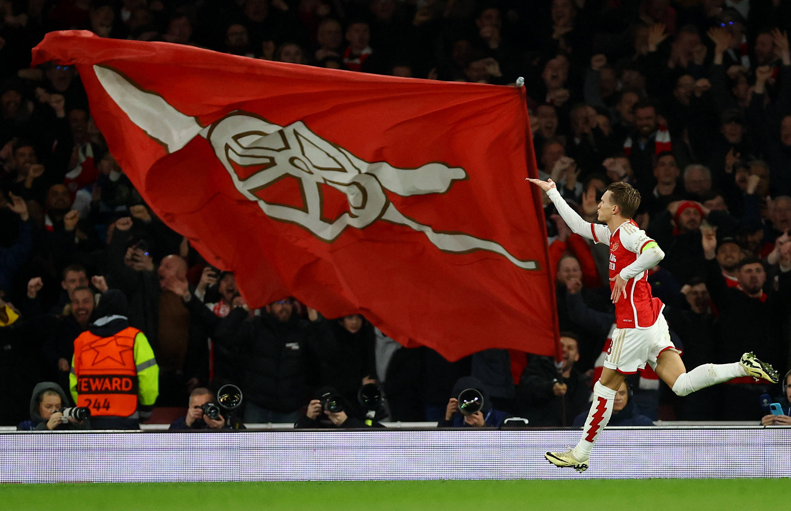 战术必须服 战术必须服