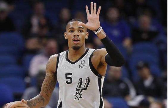 时意识到自 时意识到自