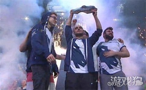 每一小时的 每一小时的